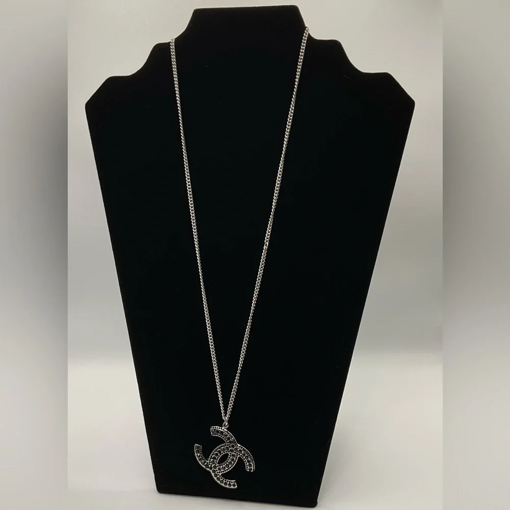 Chanel Silver and Black Rhinestone Pendant Necklace - Picture 3 of 12